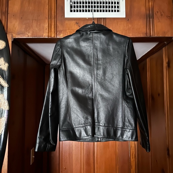 Vintage Leather Jacket with zipper - Picture 2 of 3